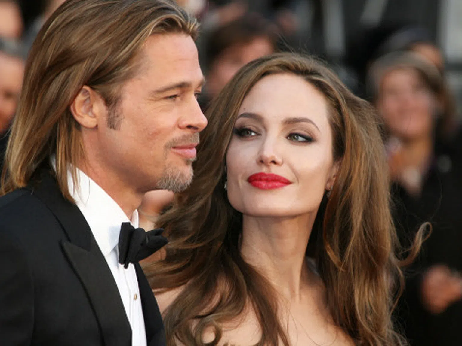 Брад Пит и Анджелина Джоли се женят в края на май?
