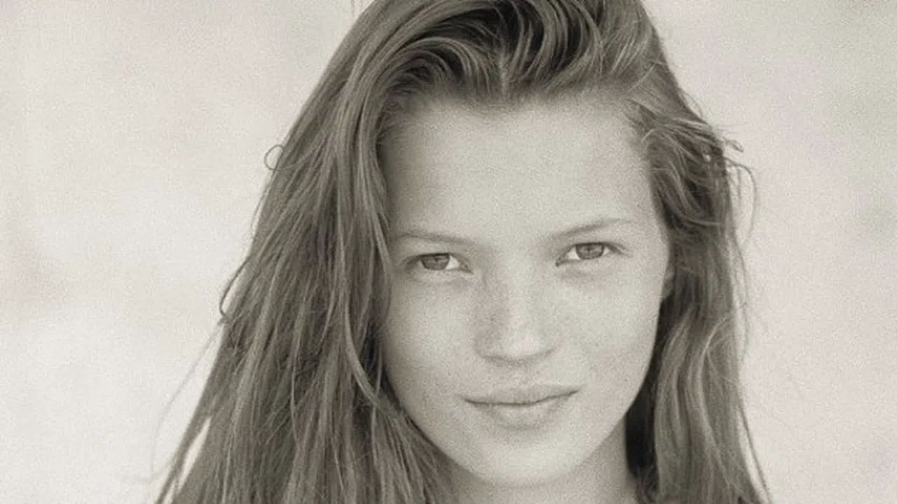 Непоказвани снимки на 14-годишната Кейт Мос Новини - woman.bg