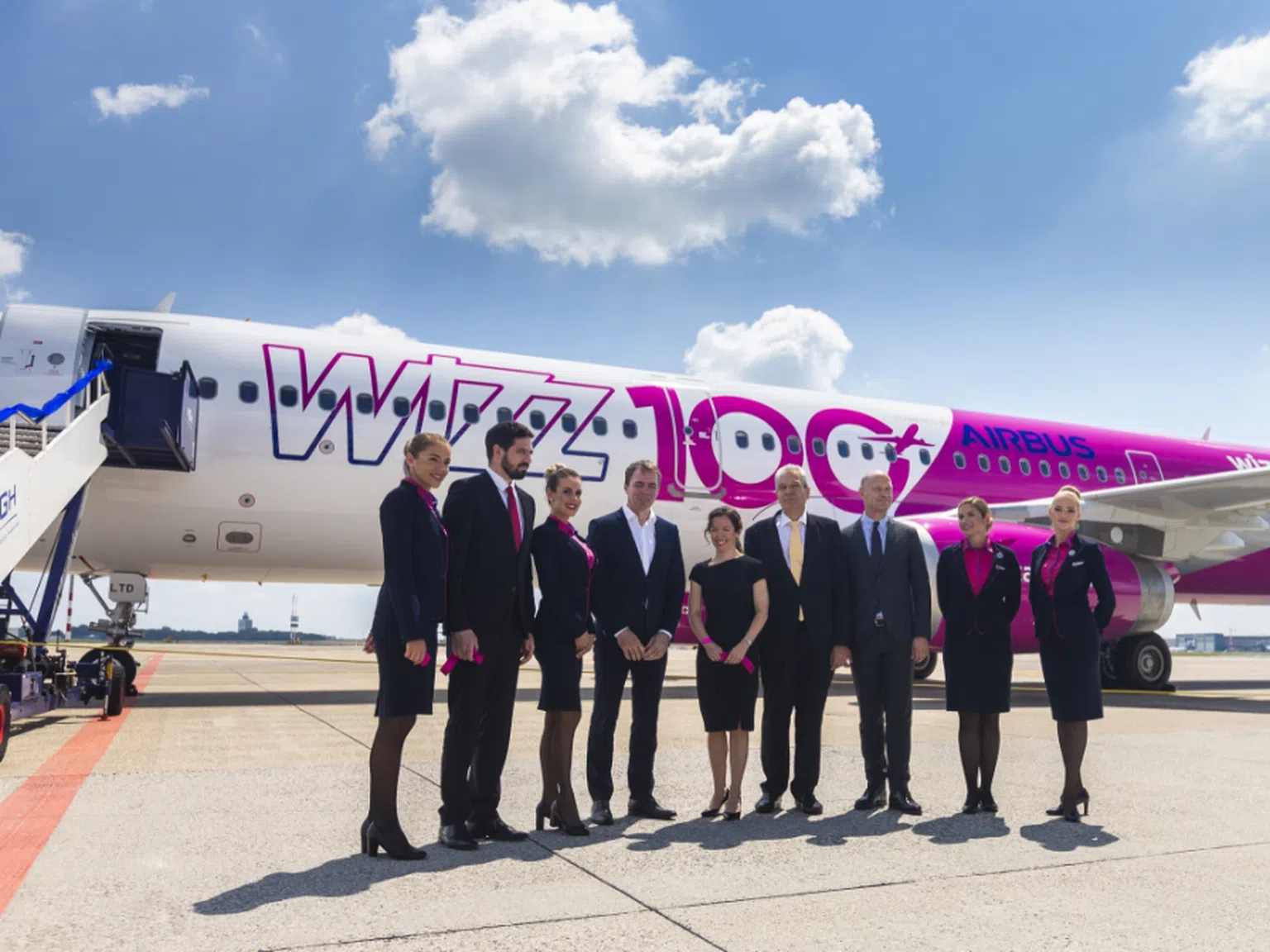 Wizz Air: 100 самолета след 14 години в небето