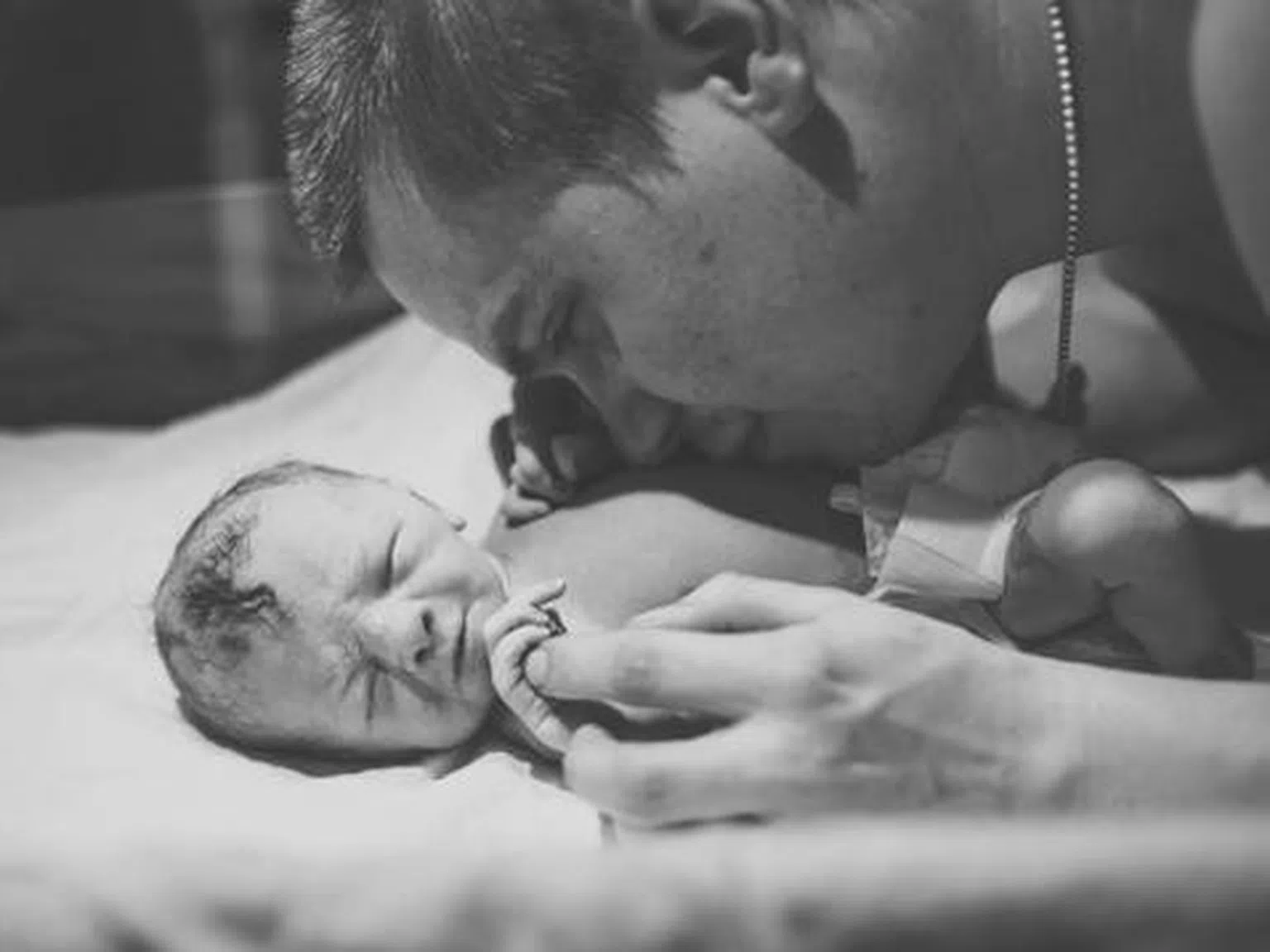 Когато той стане татко: Тези снимки ще ви разтопят