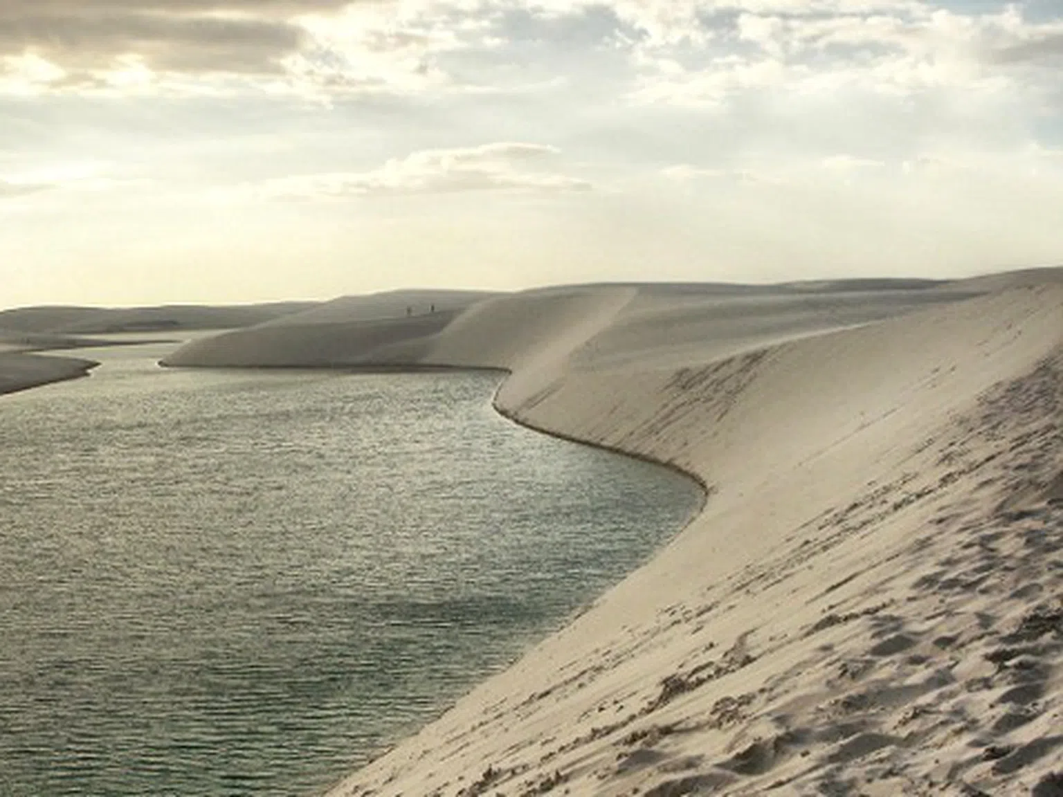 Белите, копринени пясъци в Бразилия