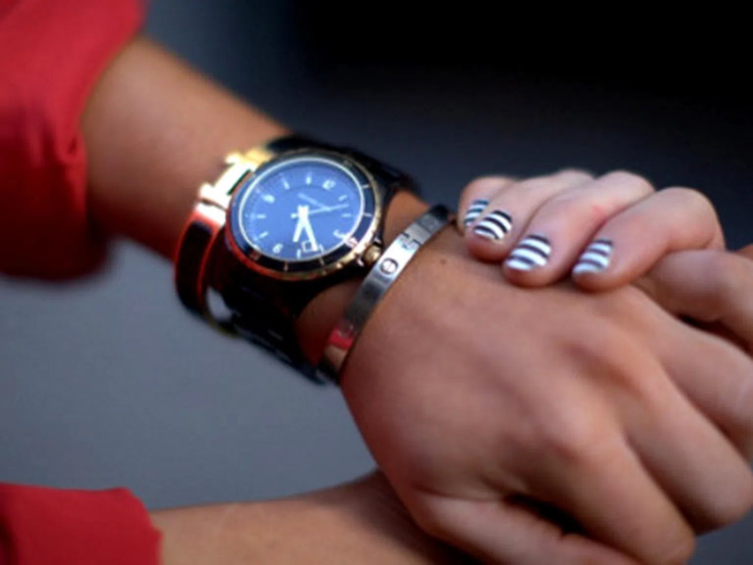 Масивни часовници за модерни дами