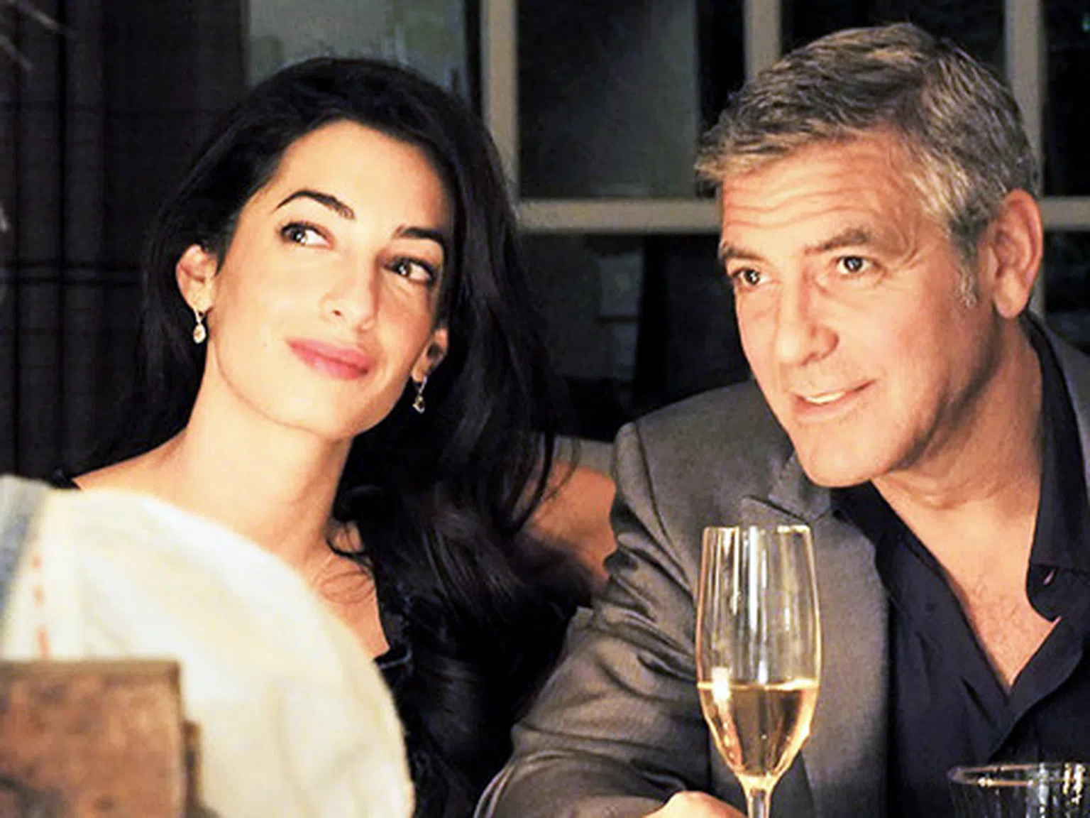 Джордж Клуни ще носи Армани на сватбата си