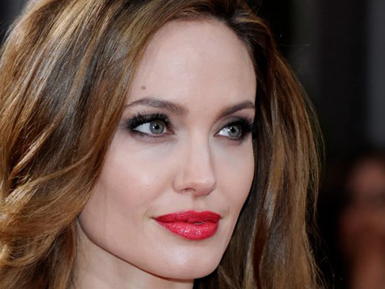 Режисьорският дебют на Анджелина Джоли