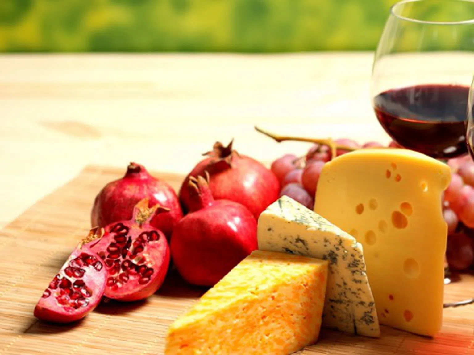 Вино и сирена – класическата комбинация!