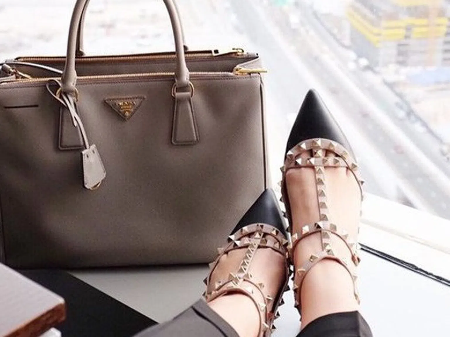 10 идеални комбинации между обувки и чанта