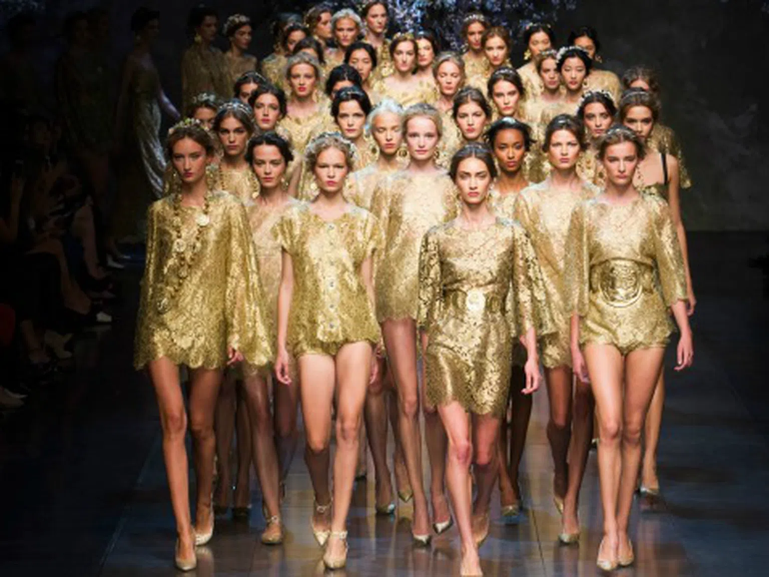 Данъчните проблеми вдъхновиха Dolce&Gabbana за новата им колекция