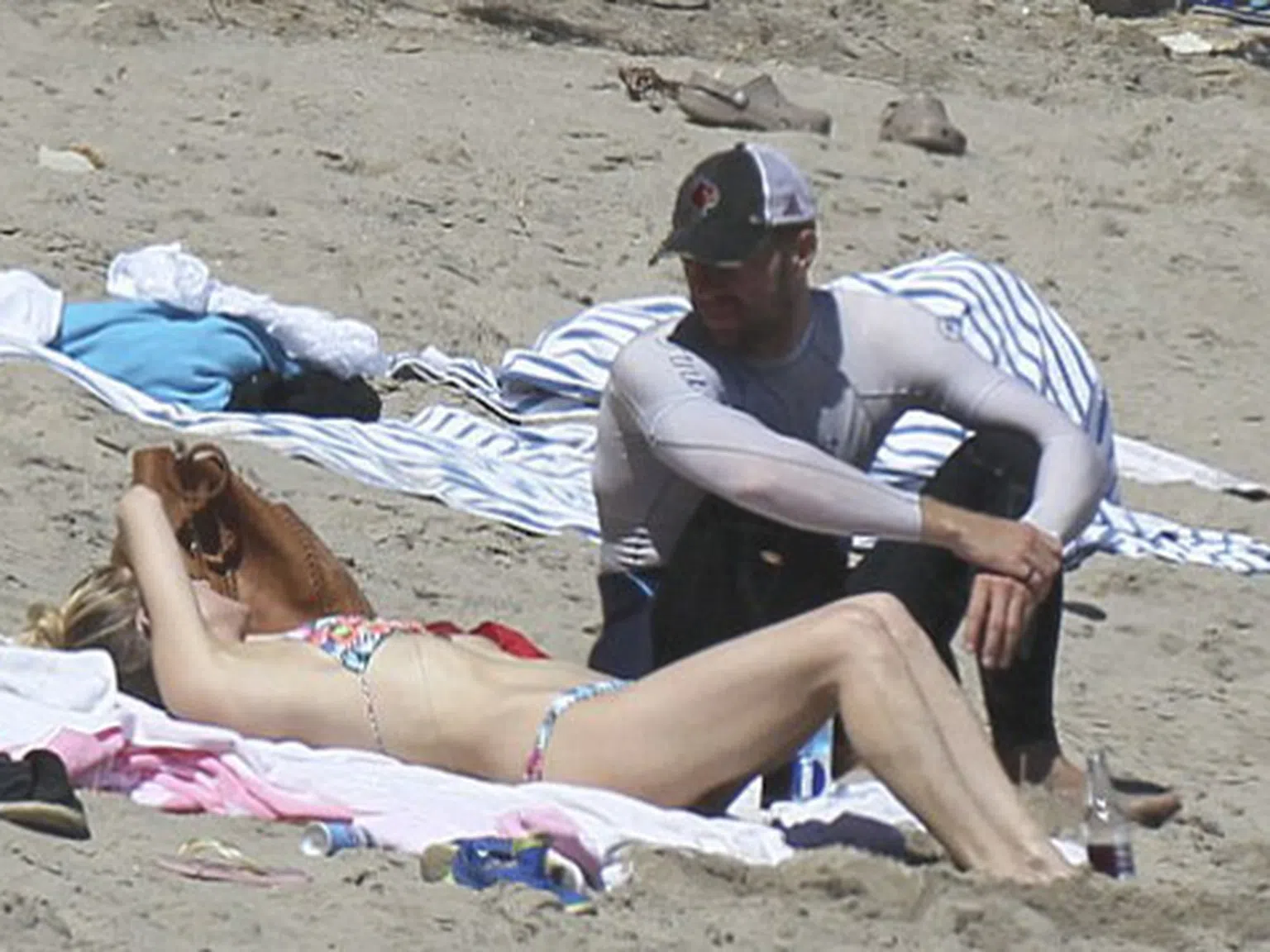 Кейт Хъдсън и Крис Мартин плажуват заедно