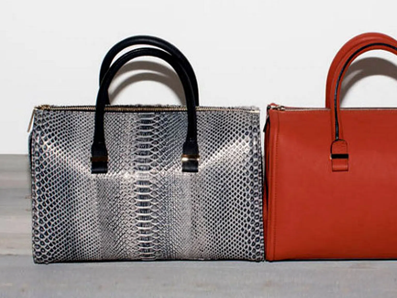Луксозни чанти Victoria Beckham