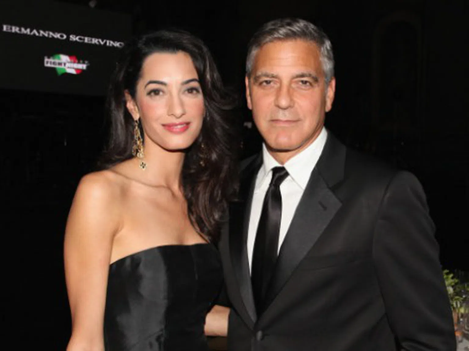 Вижте как изглежда Амал Клуни след раждането