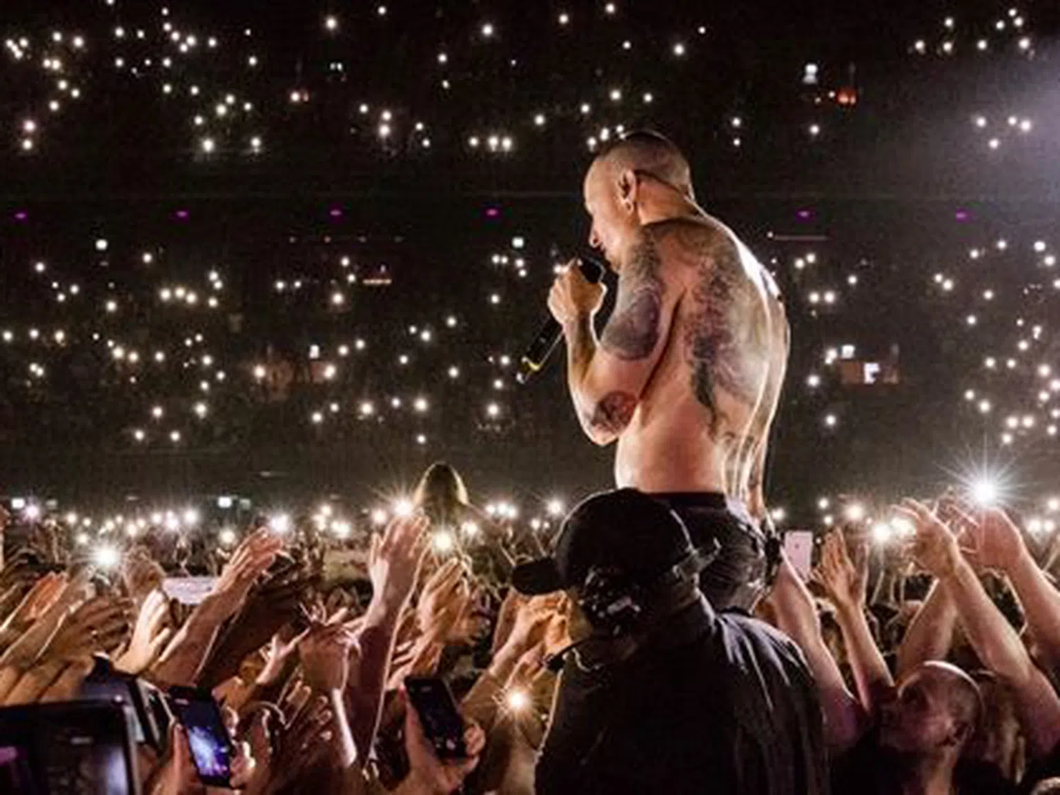 Писмото, с което Linkin Park се сбогуваха с Честър