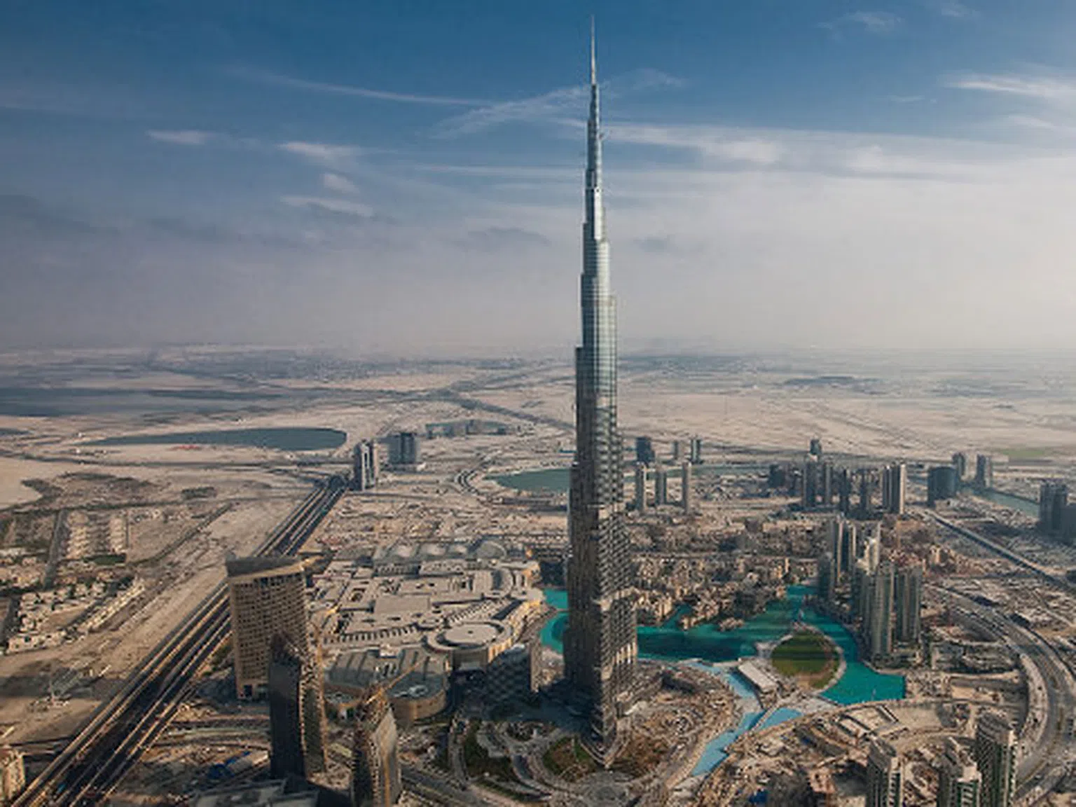 Факти за най-високата сграда в света – Бурж Халифа