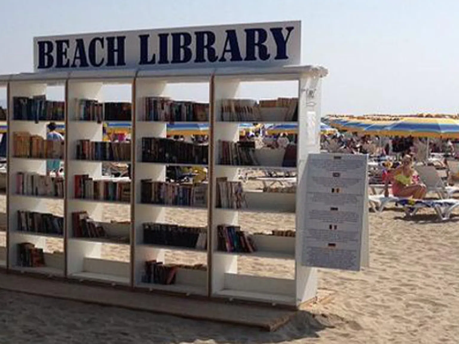 Библиотека на плажа – каква чудесна идея!