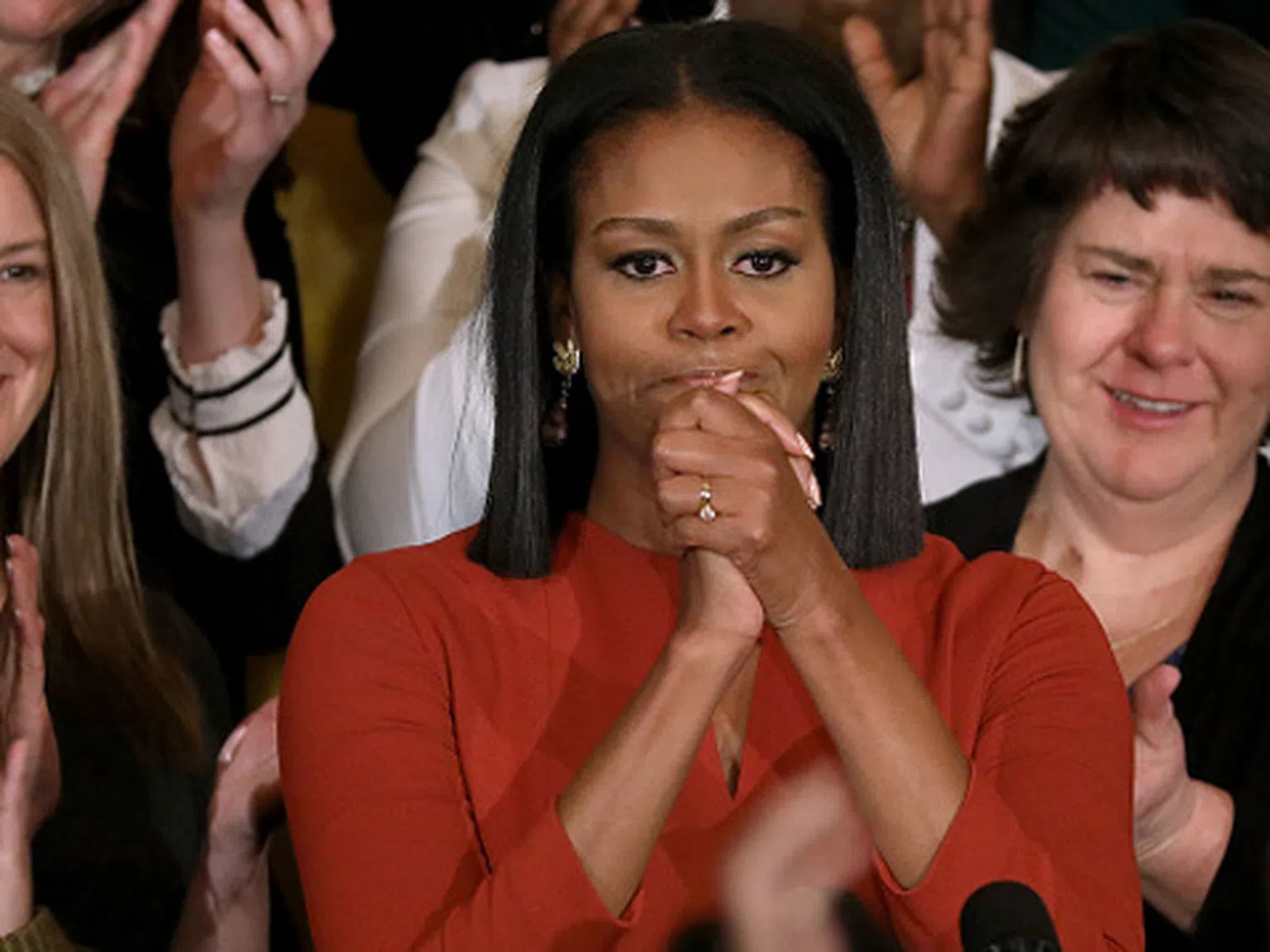 Мишел Обама през сълзи в последната си реч: Не се страхувайте!