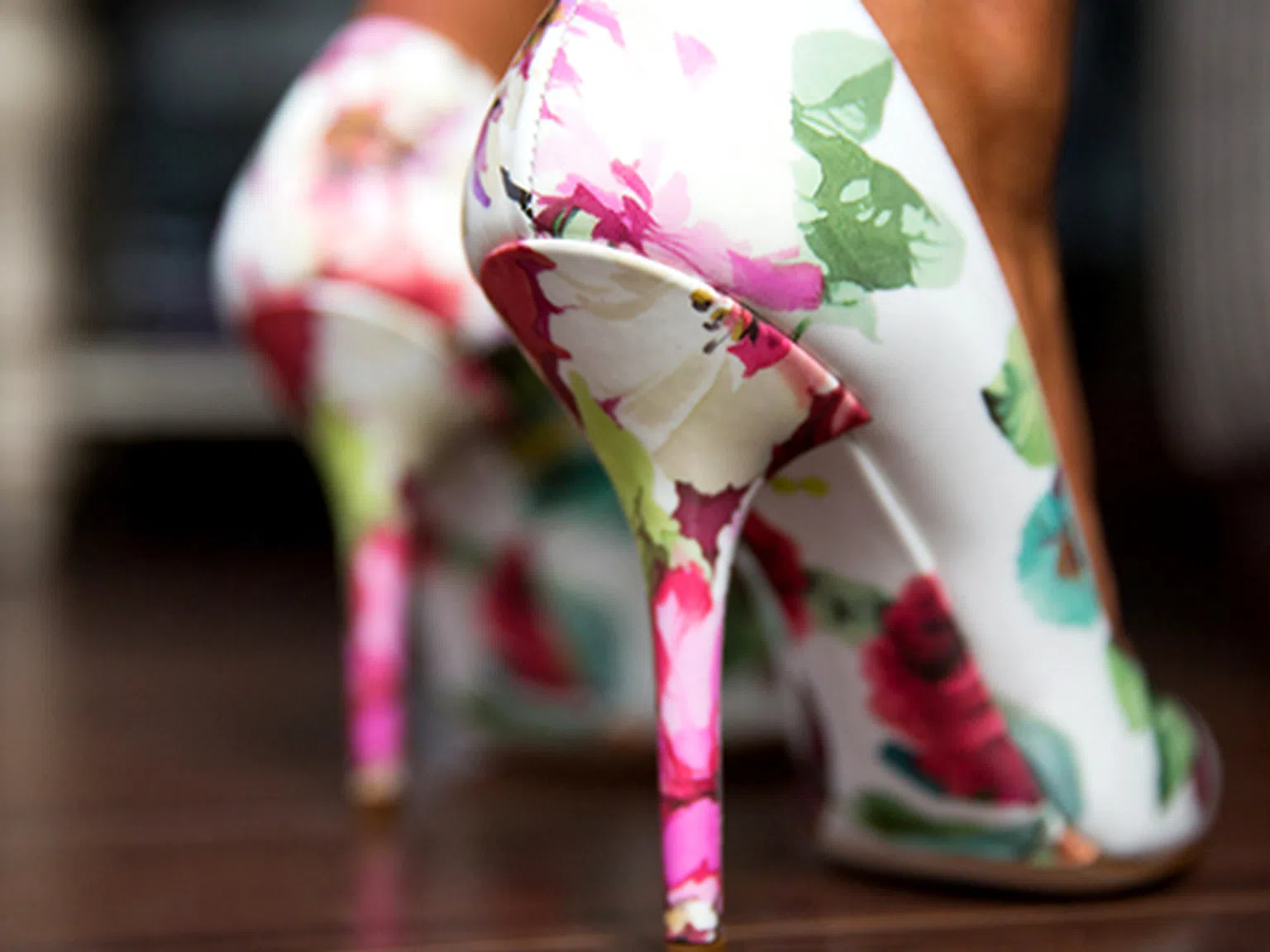 Обувките с флорален принт на Dolce & Gabbana
