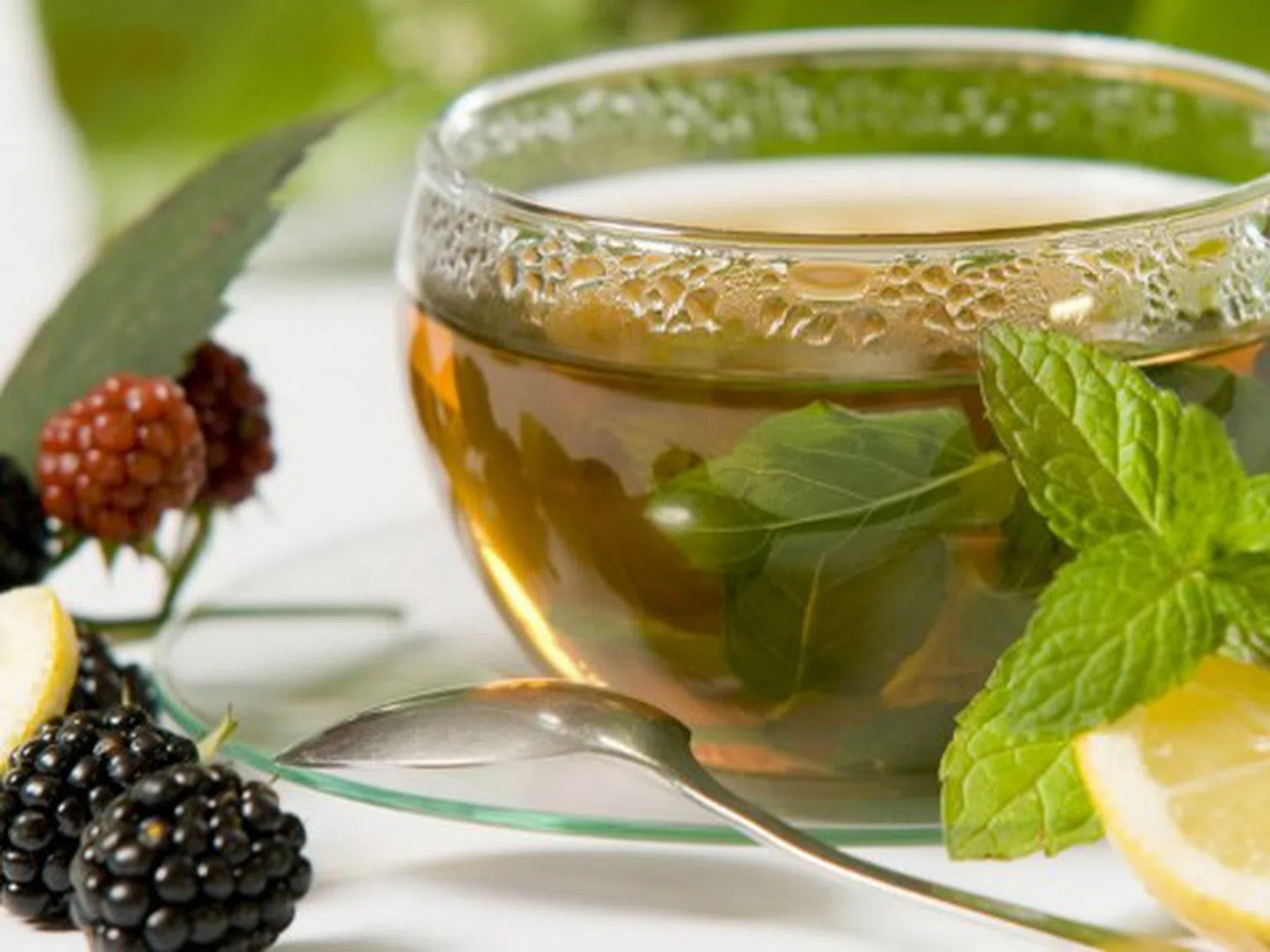 Ментов чай за повече здраве
