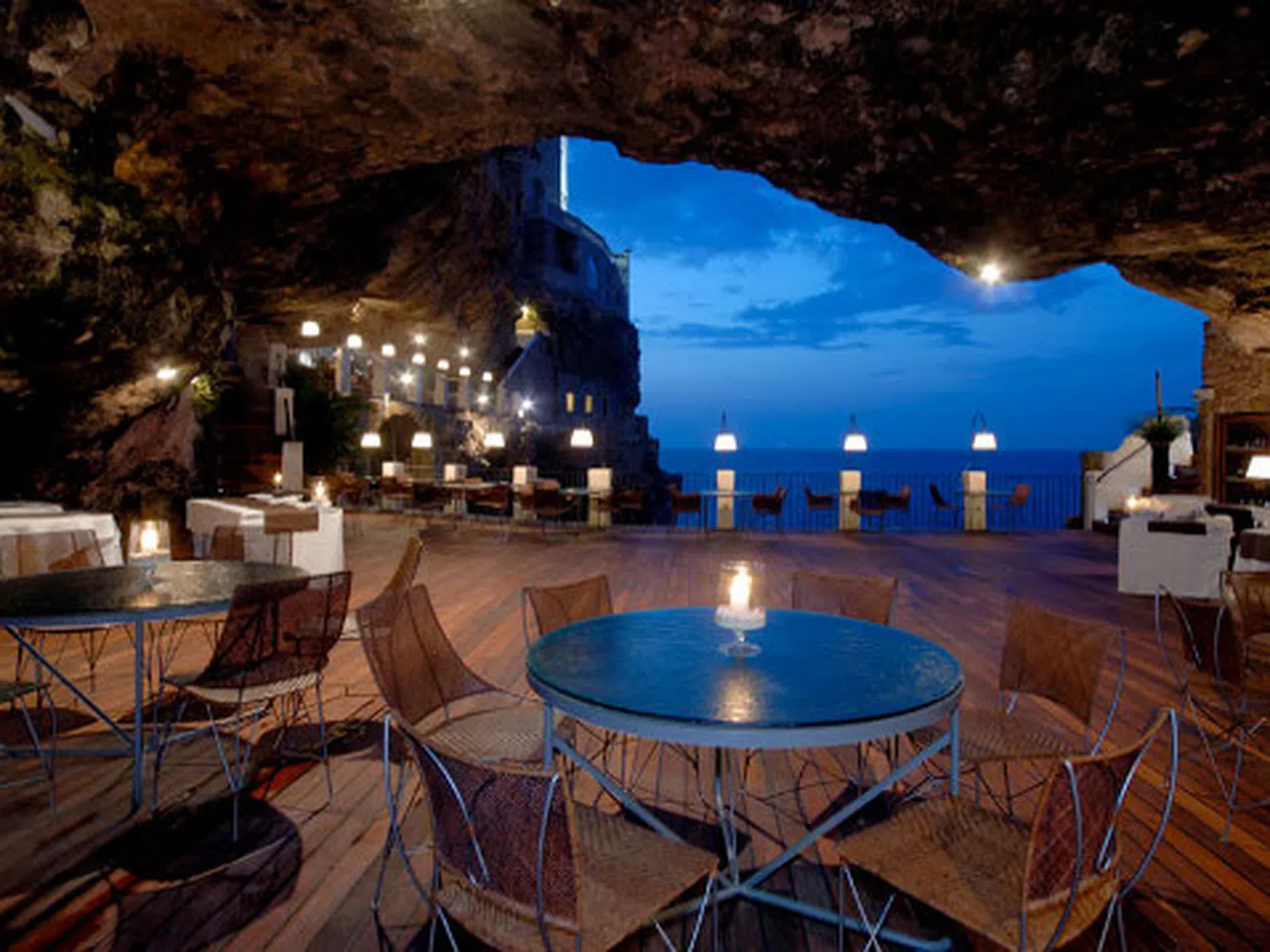 Хотел-ресторант Grotta Palazzese