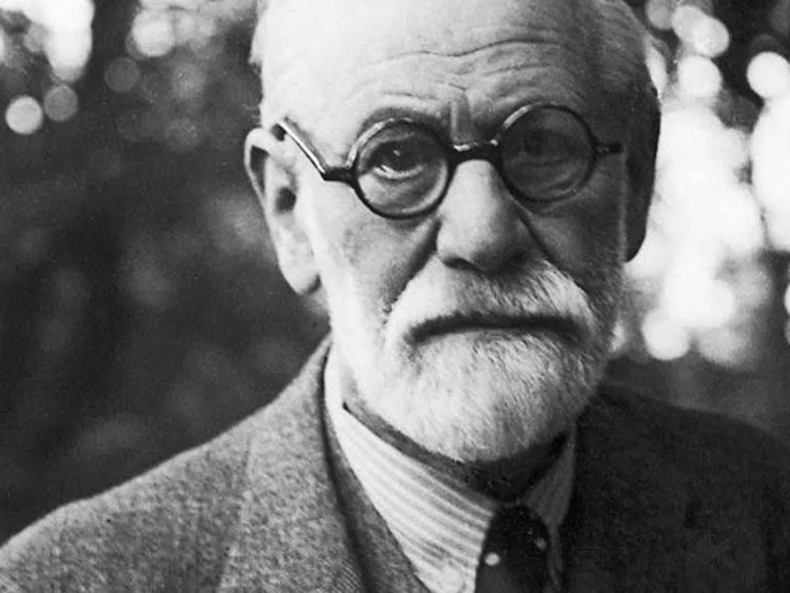 Фройд: Сексуално отклонение е само липсата на секс