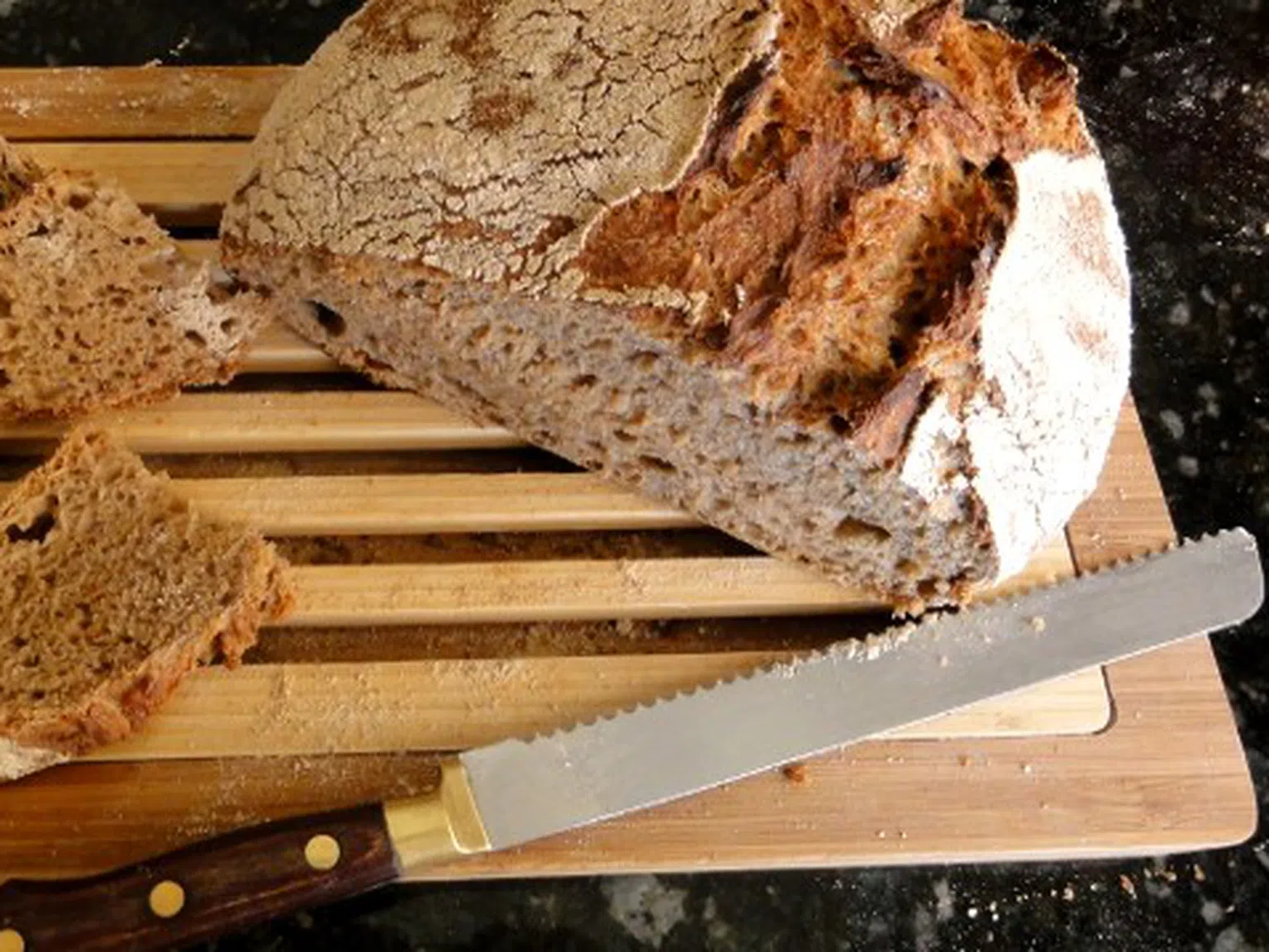 Защо трябва да ядем качествен хляб