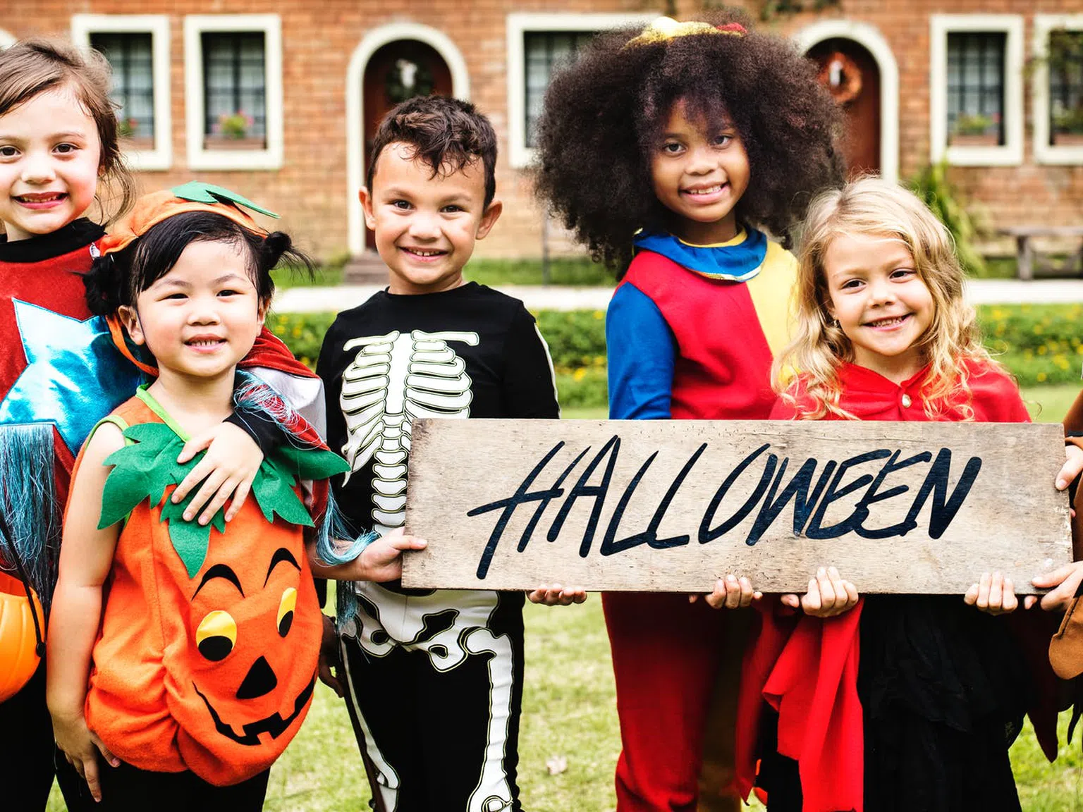 Най-популярните и оригинални Хелоуин костюми за деца