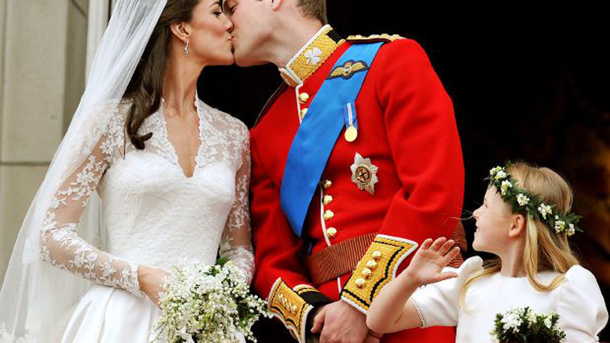 Кралска годишнина: Уилям и Кейт празнуват 13 години брак!