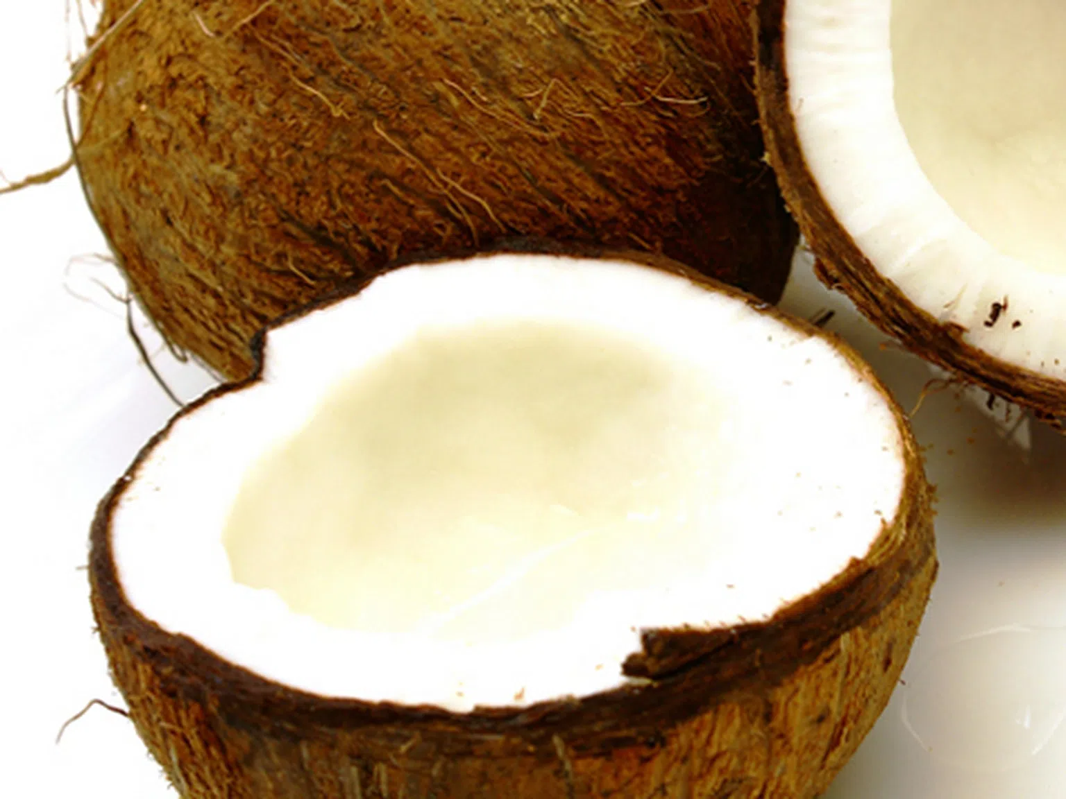 Кокосово масло – козметика и супер храна