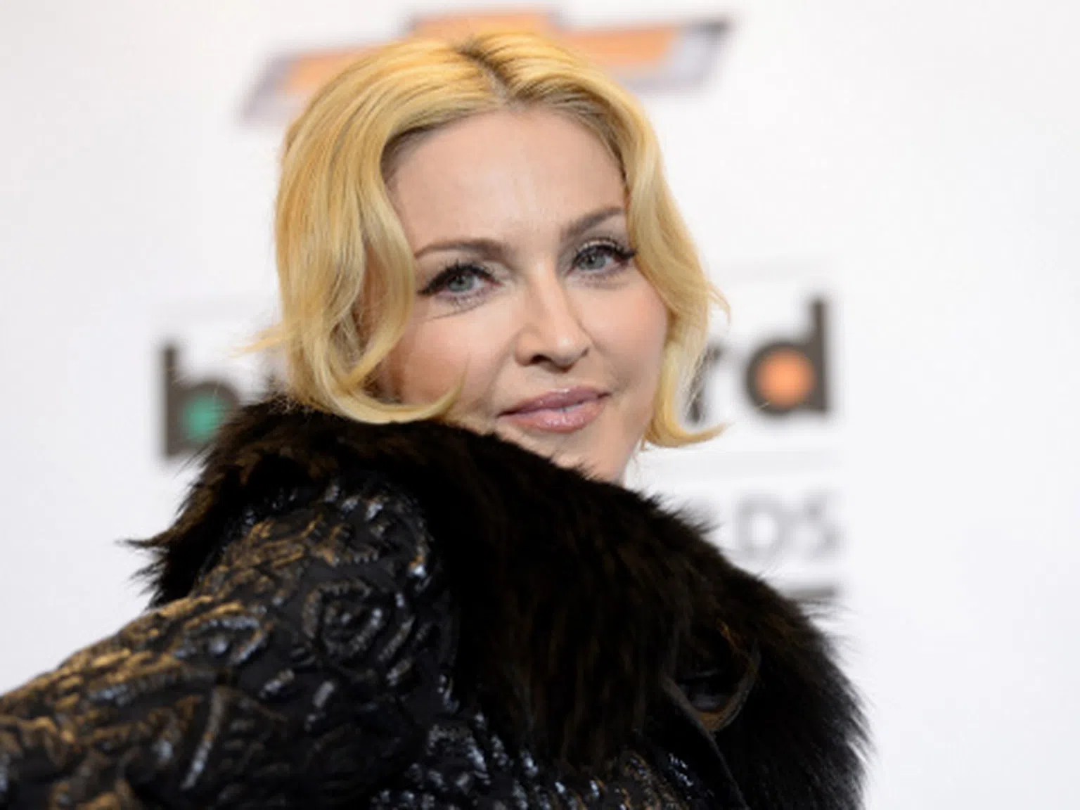 Забраниха на Мадона да посещава салоните на киноверига