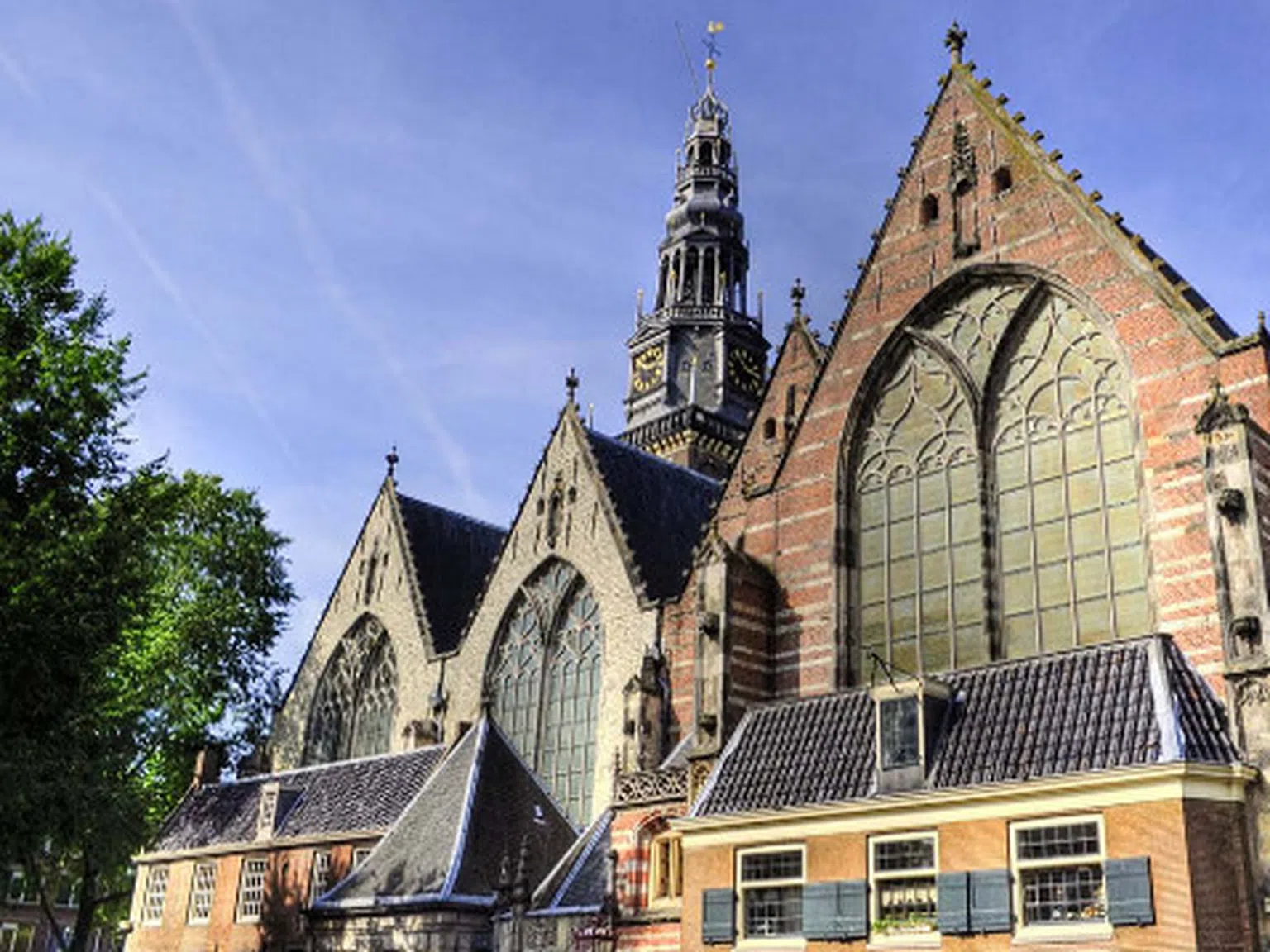 „Старата църква“ в Амстердам
