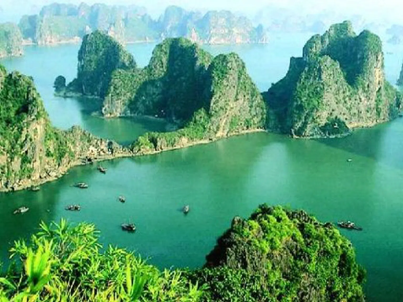 Виетнам: Заливът Халонг