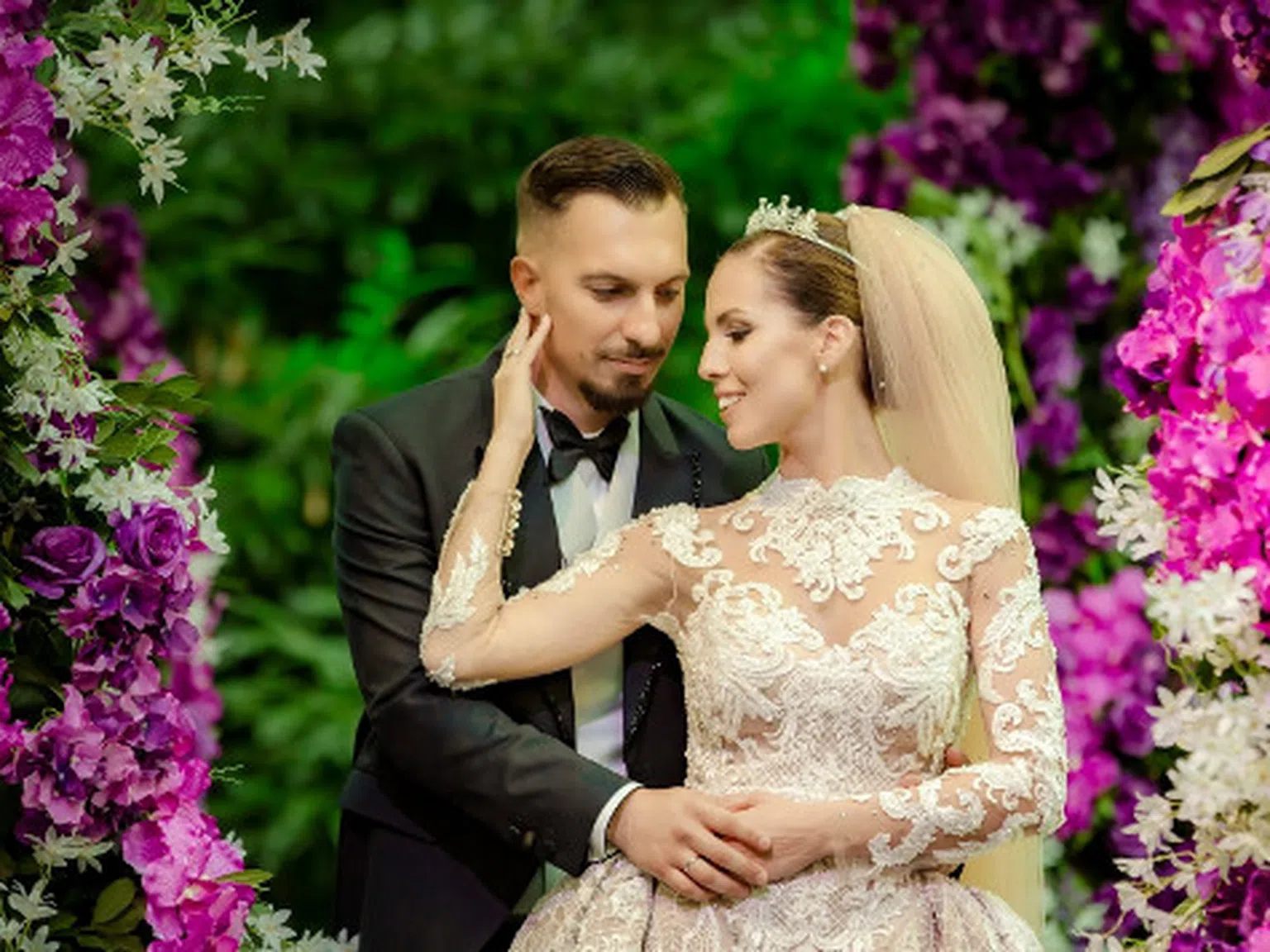 Дъщерята на Илиана Раева вдигна приказна сватба