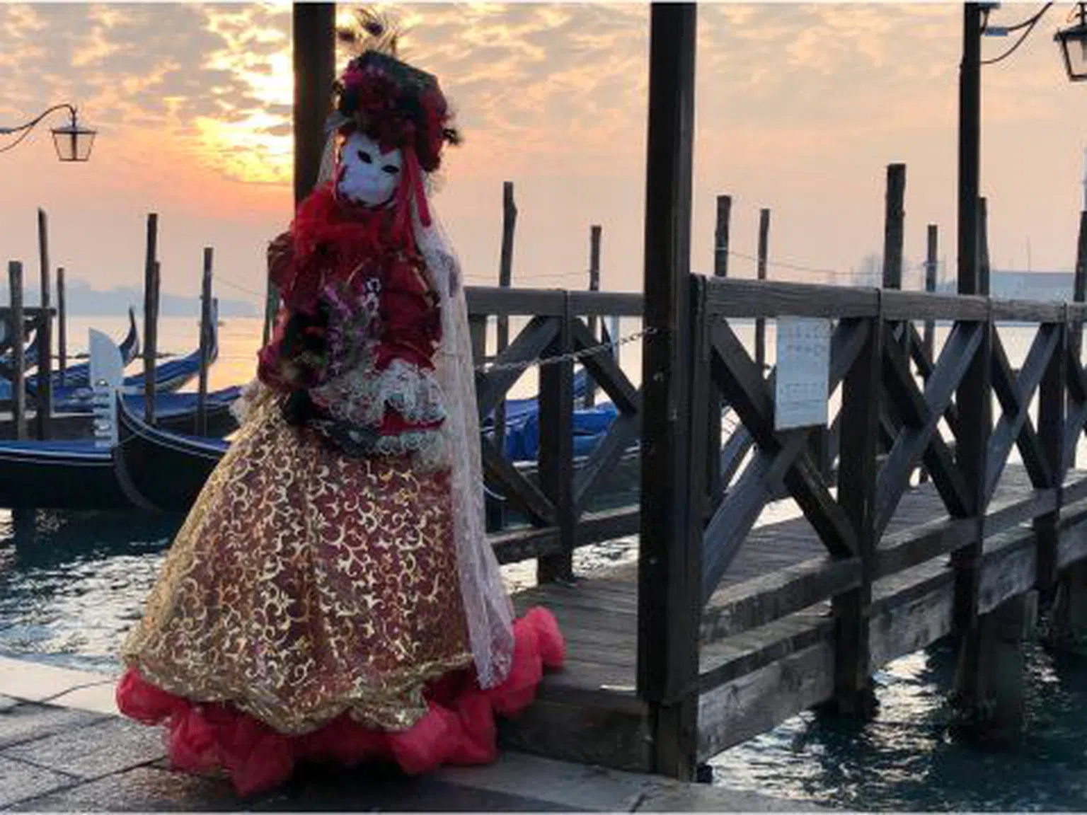 Пепитеният “to-do-list” за 2022: Венеция, гондоли, маски и карнавал