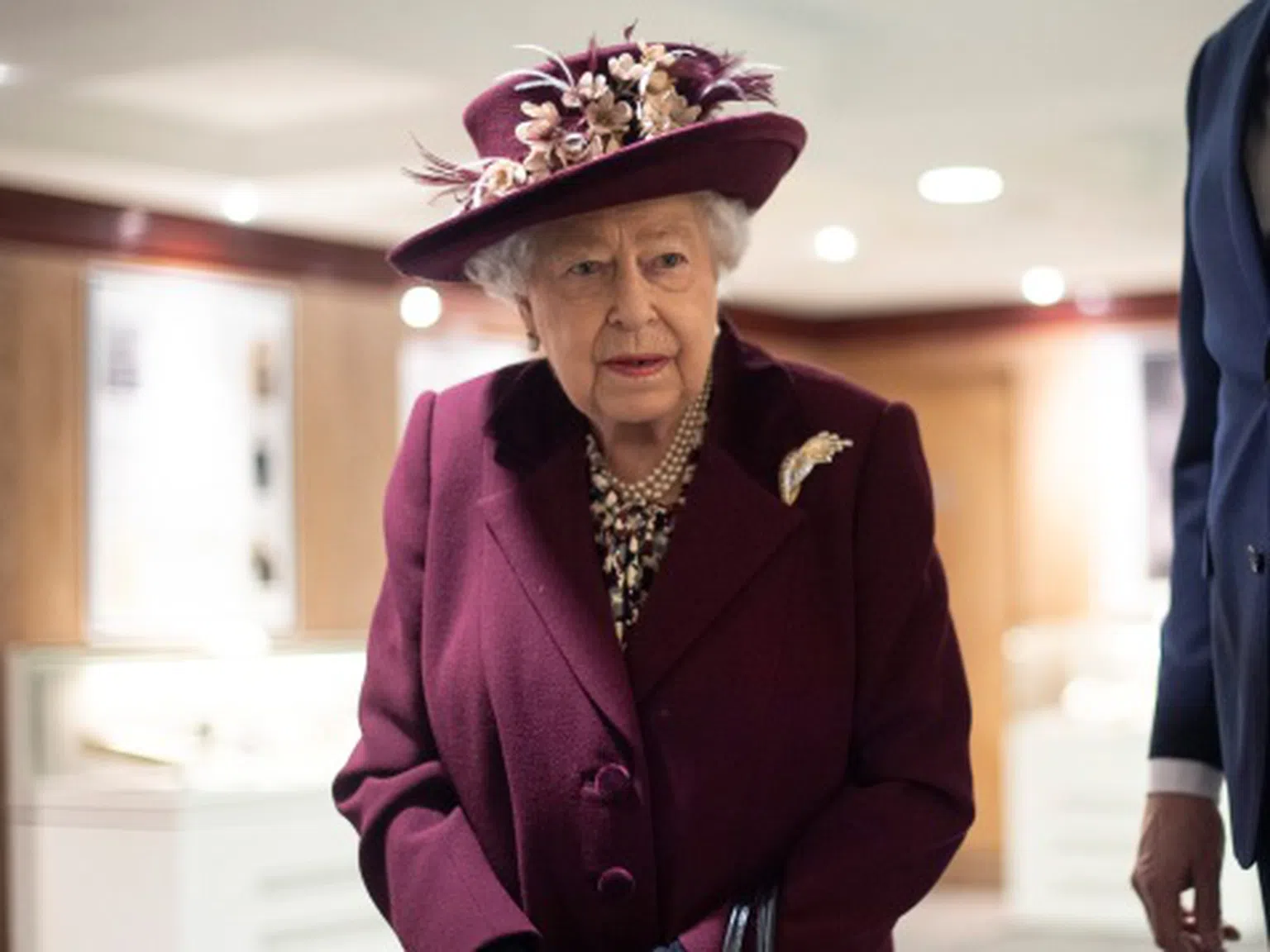 Кралица Елизабет Втора: Заедно ще преодолеем коронавируса