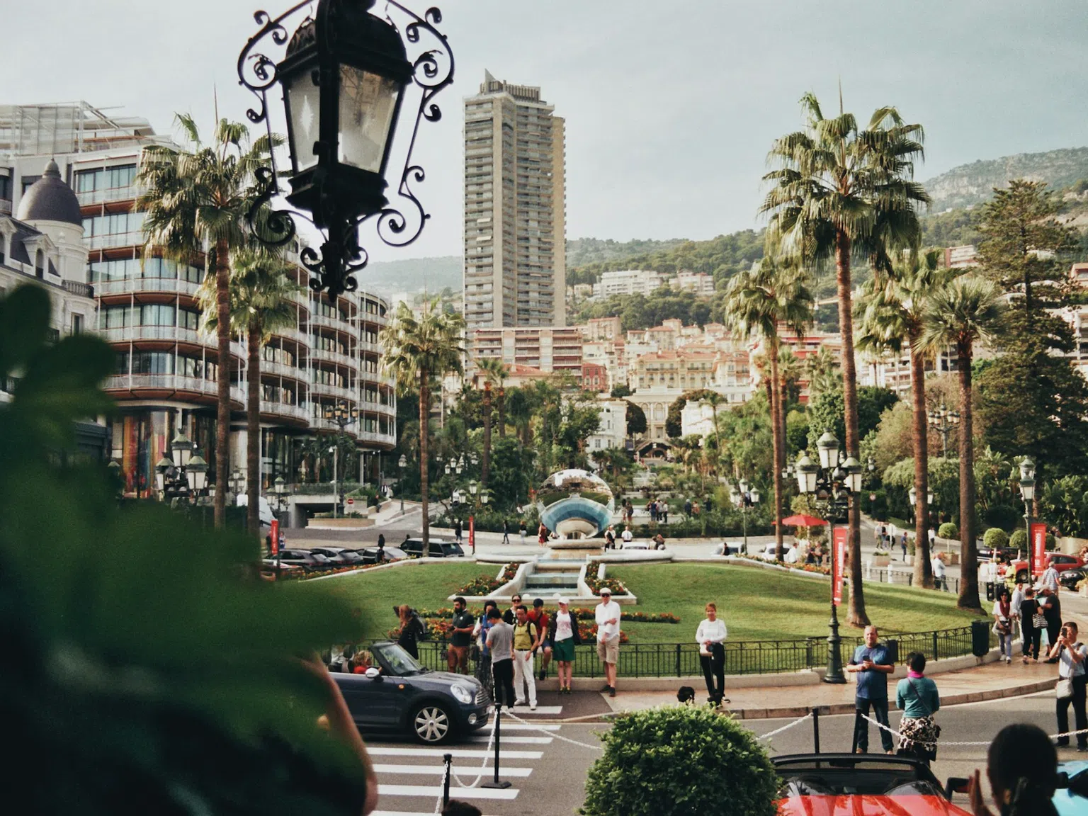 Монако - малката държава в Европа, където живеят най-дълголетните хора в света
