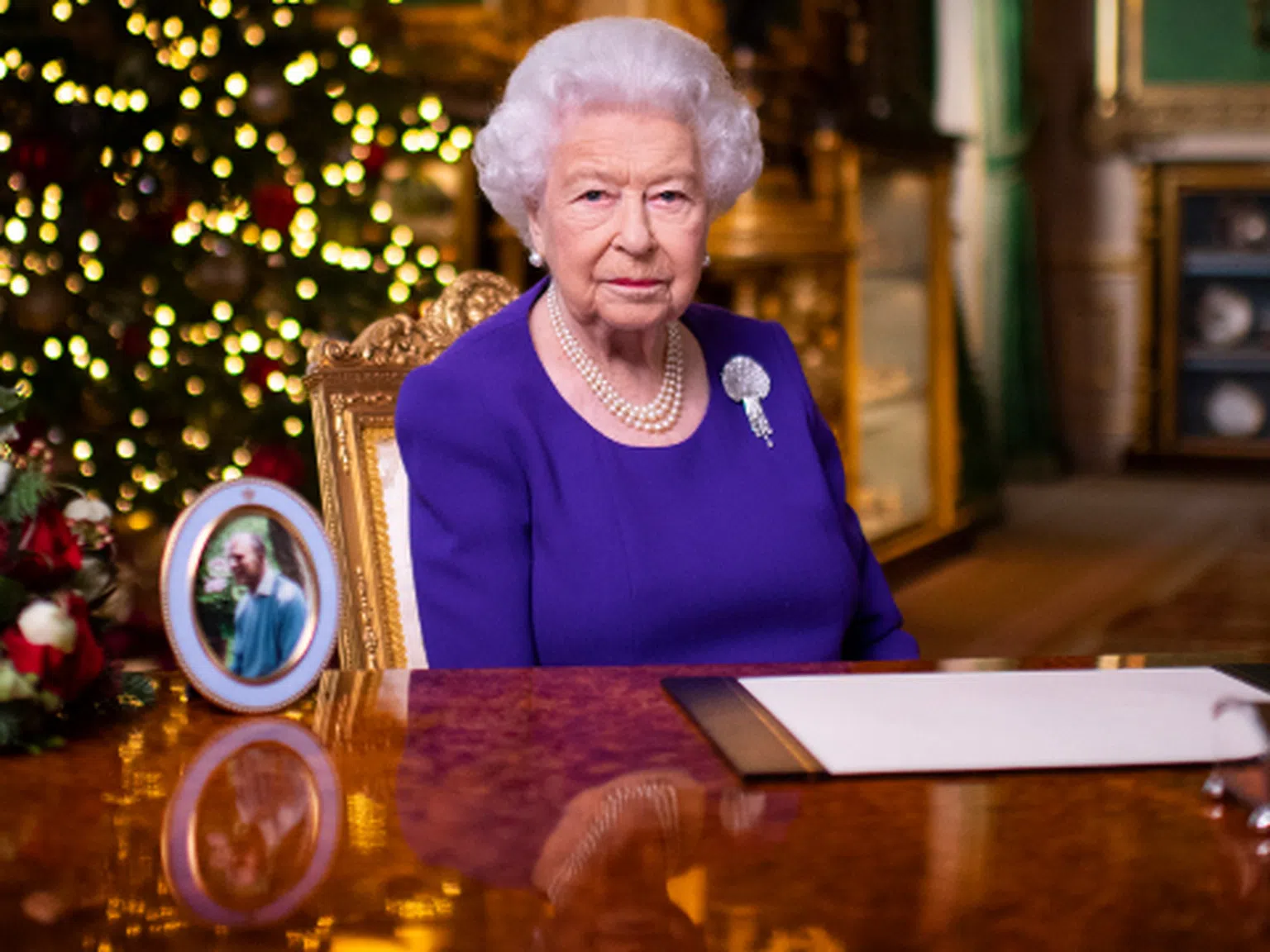 Извънредно от Бъкингамския дворец: Кралица Елизабет II се ваксинира срещу Ковид-19