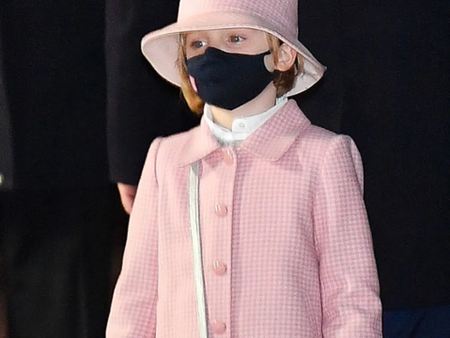 Малката принцеса Габриела засия с чанта Dior в памет на лейди Даяна