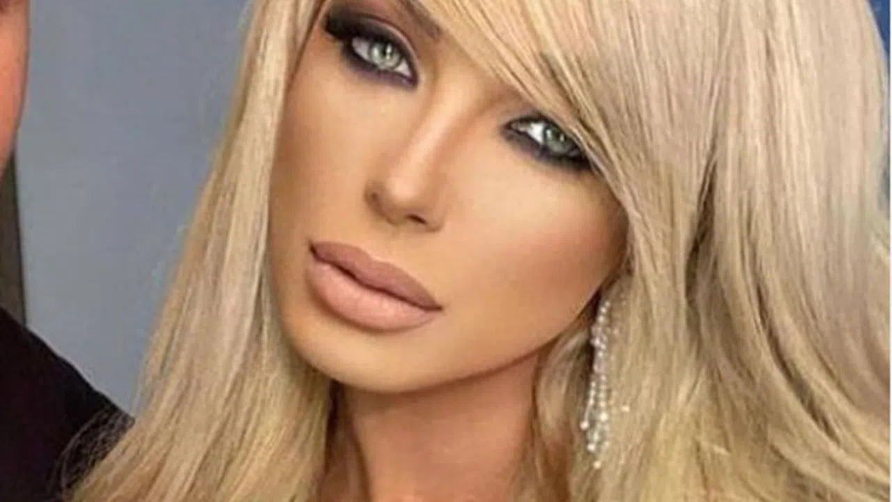 Емануела плаши с огромни торбички под очите Новини - woman.bg