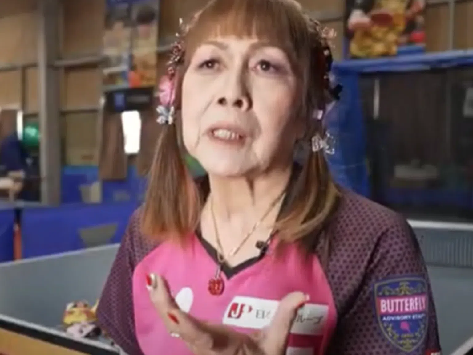 Пеперудената дама или чудото на Япония: 73-годишна в инвалидна количка, която не спира да превзема света с това страхотно умение