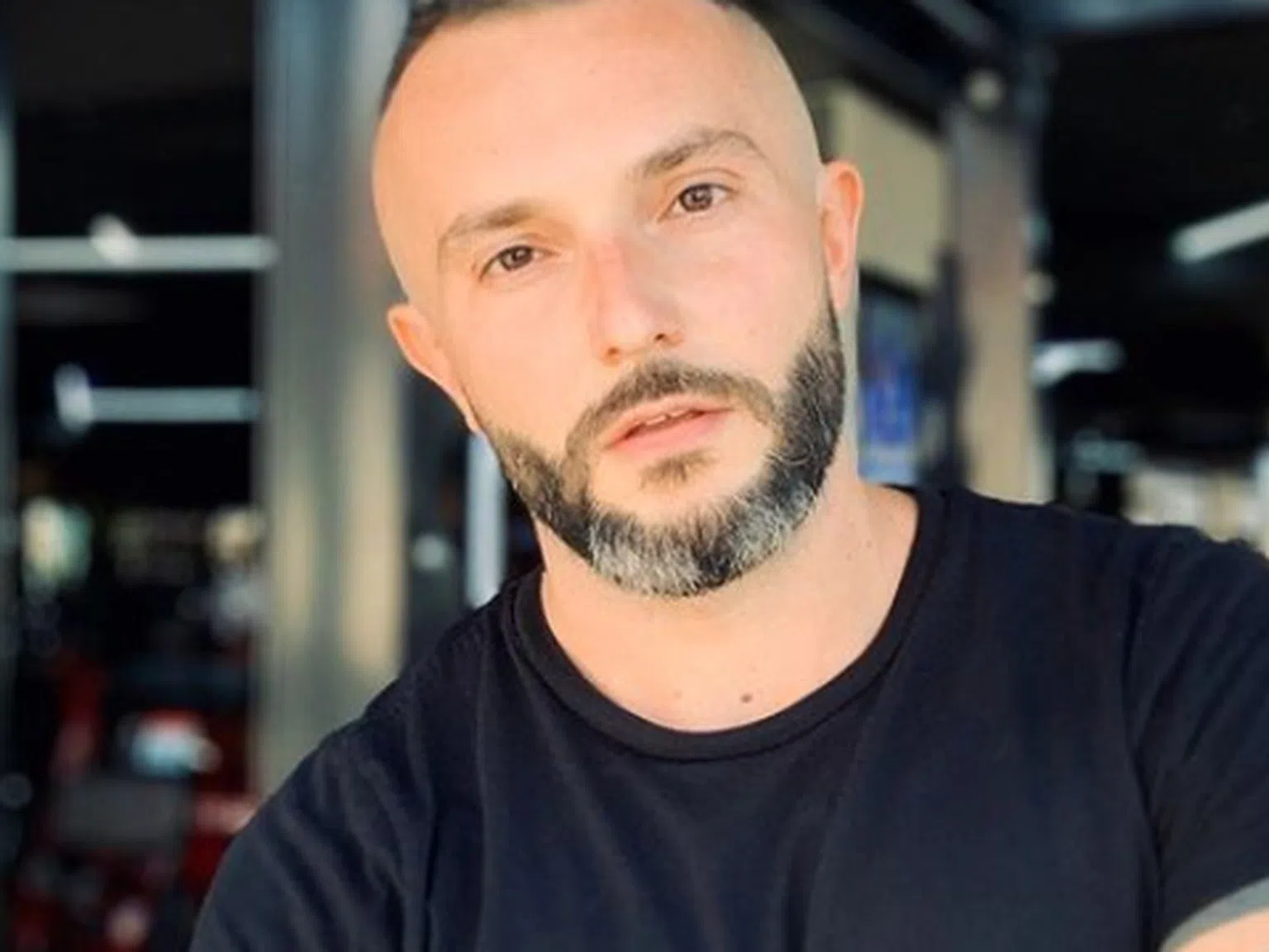 Виновен, че е с БГ паспорт: Северна Македония 'уволнява' от Евровизия певеца си заради българско гражданство