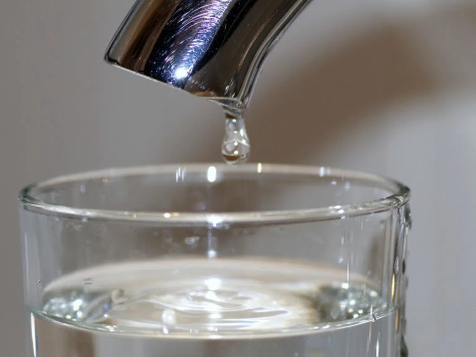 Сребърната вода - какви са ползите и опасностите