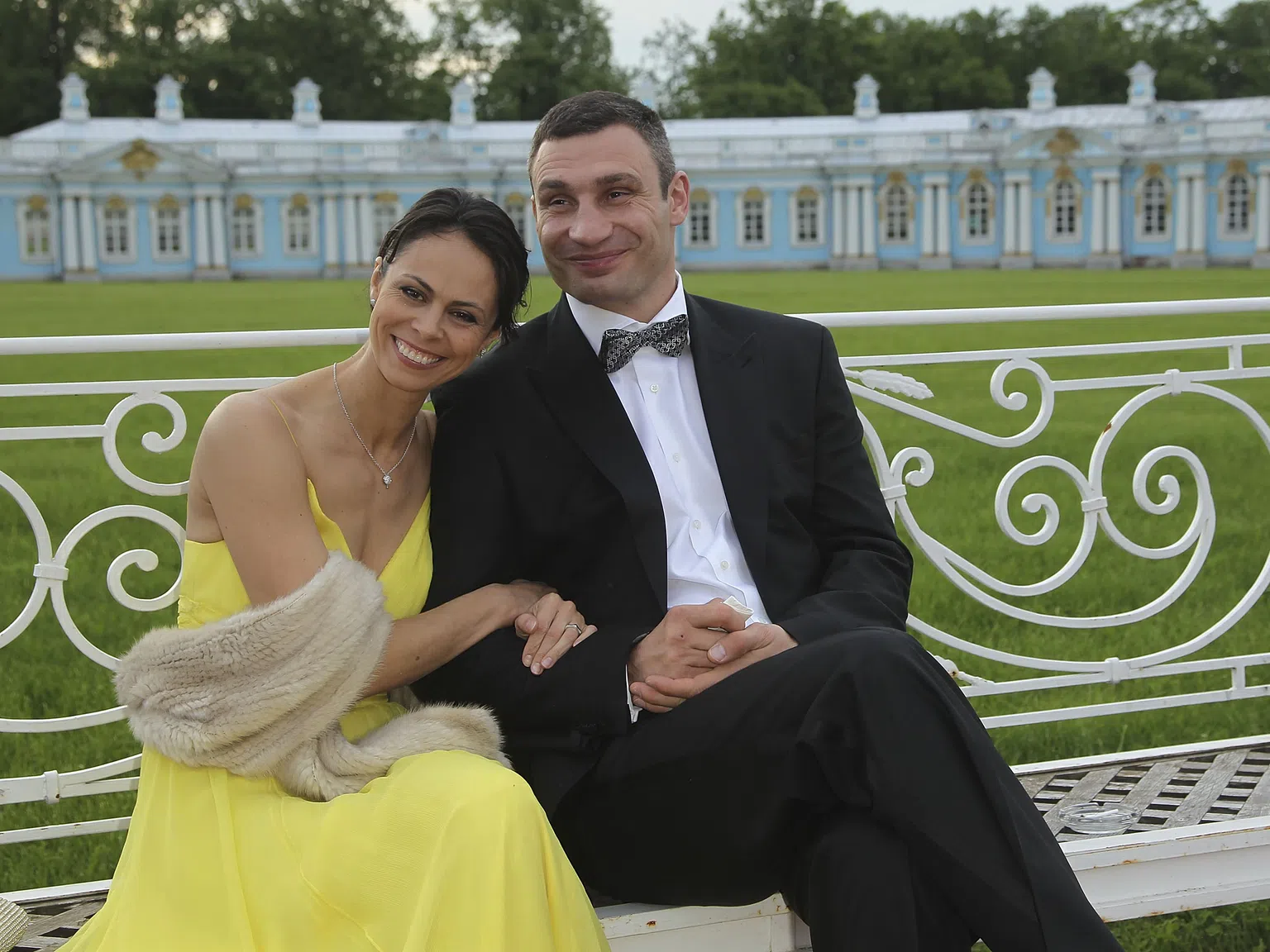 Кличко се разведжа със съпругата си Наталия след 26 години брак