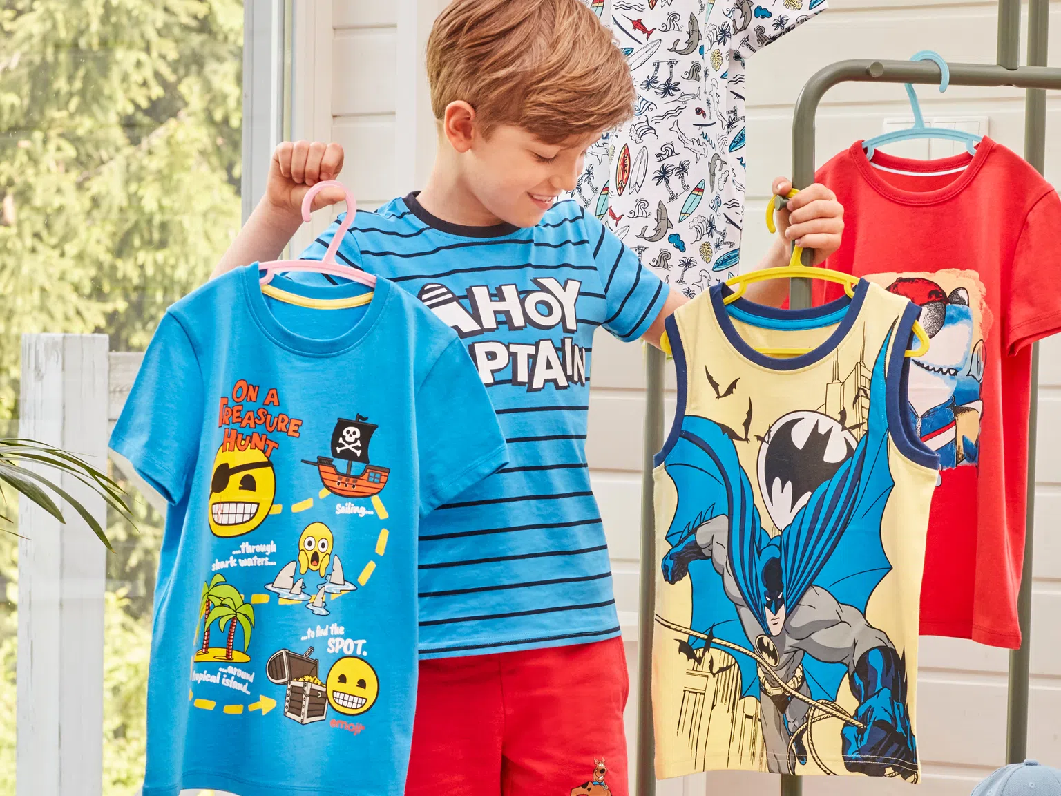 За безгрижно лято: Удобни и качествени дрехи на добра цена за вашите деца