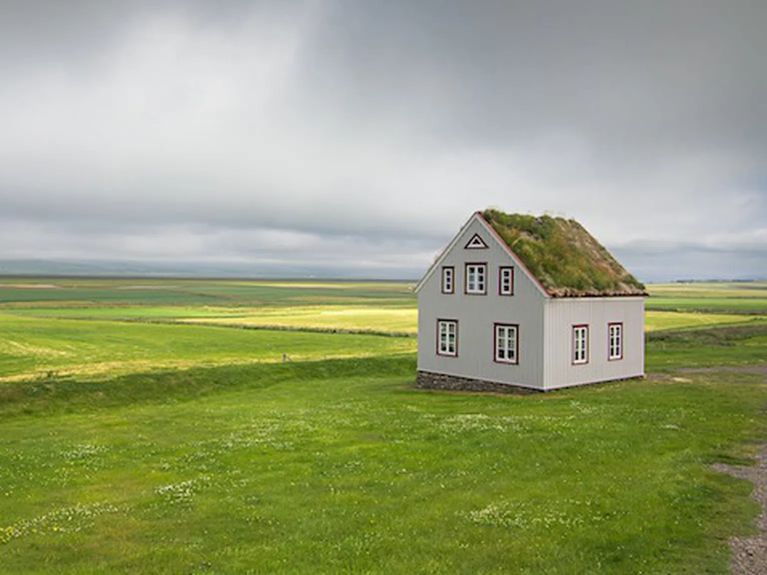 Най-самотната къща в света посреща гости