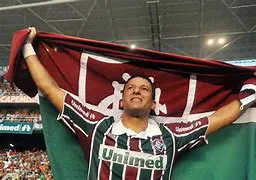 Washington, o Coração Valente jogando pelo Fluminense