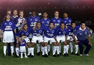 Time do Cruzeiro da final da Copa do Brasil 2000