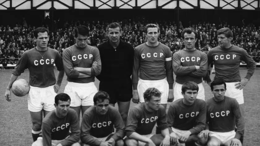 Equipa da União soviética que se segrou campeã da Europa na primeira edição da Euro Copa.