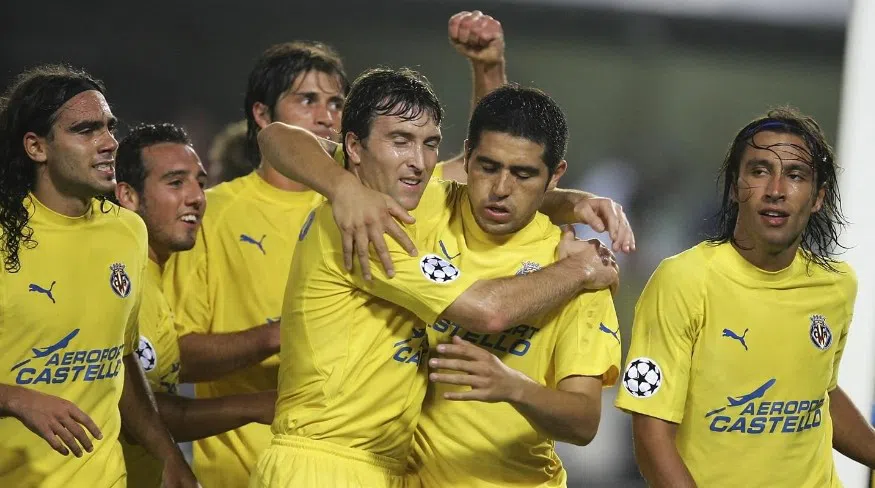 No Villarreal, Riquelme foi o maestro da equipe, levando o time a um inédito terceiro lugar na La Liga e às semifinais da Liga dos Campeões da UEFA em 2006.