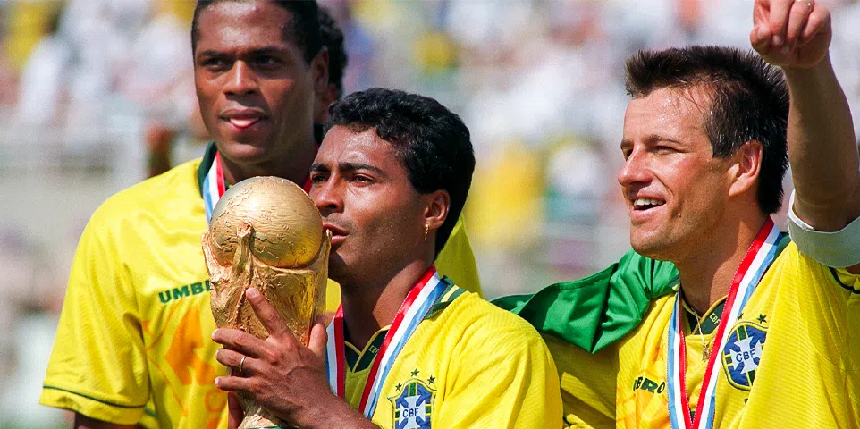 Atacantes Implacáveis: Romário, Polêmico e Goleador