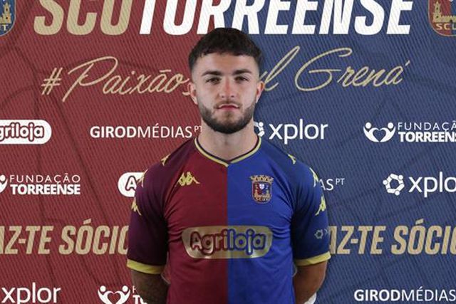 Oficial: Extremo proveniente do Villarreal regressa a Portugal