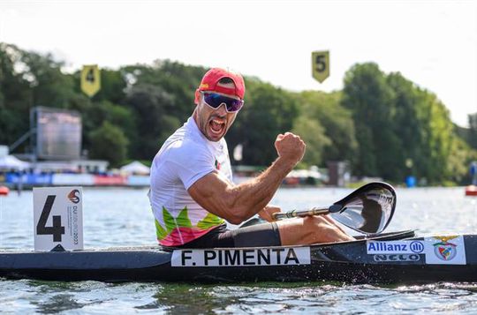 Fernando Pimenta campeão mundial de maratonas em K1 short race