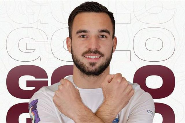 Renato Alexandre já não é jogador dos leirienses